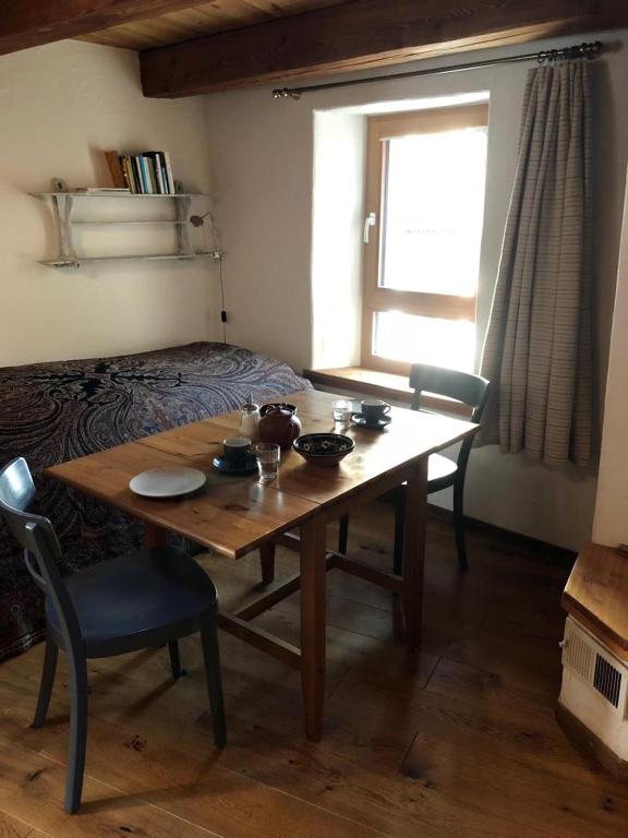 Rustico Cadrobi 20 room 3